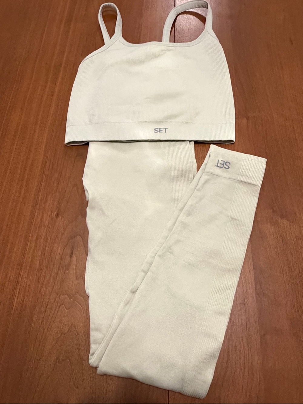 SET Active Cream Seamless Active Set - Crop Tank & Leggings